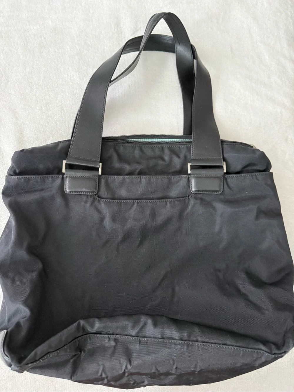 Tumi Black Nylon Bag Multiple Pockets Blue Lining Leather Handles